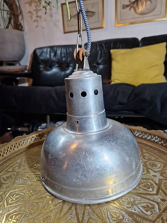 Lampade: Ancienne lampe industrielle vintage  – Usato da St-Prex venduto da jer_759q 4