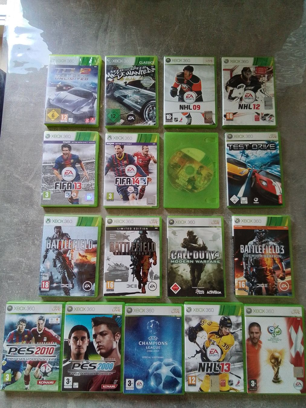 Microsoft Jeux: Collection Xbox360 + 83 jeux + figurines – D'occasion à Courgenay par Romano-Athletics 3