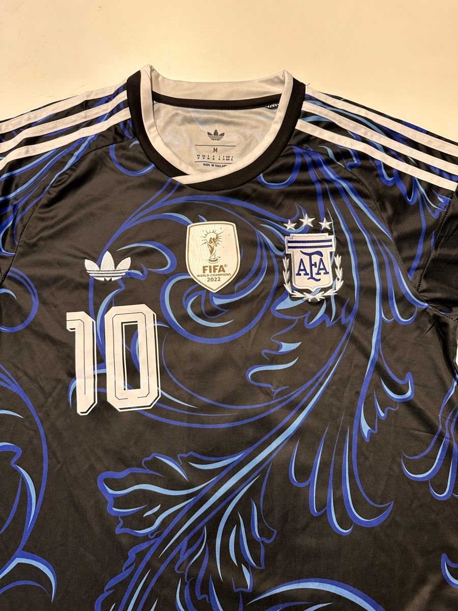 Adidas Leibchen & Hosen: Maillot Argentine Messi 10 Noir Taille M – Neu (gemäss Beschreibung) aus Paudex von Deals_Suisse 1