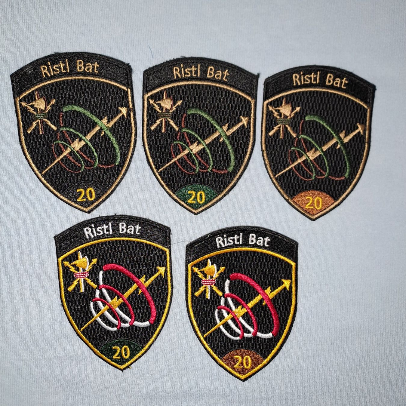 Schweizer Armee Placchette & Badge: Ristl Bat 20 – Nuovo (secondo la descrizione) da Gipf-Oberfrick venduto da Mig_29