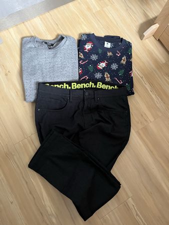 Bench Männerkleider Kleiderpaket 34/32 Pullover Hose Pulli