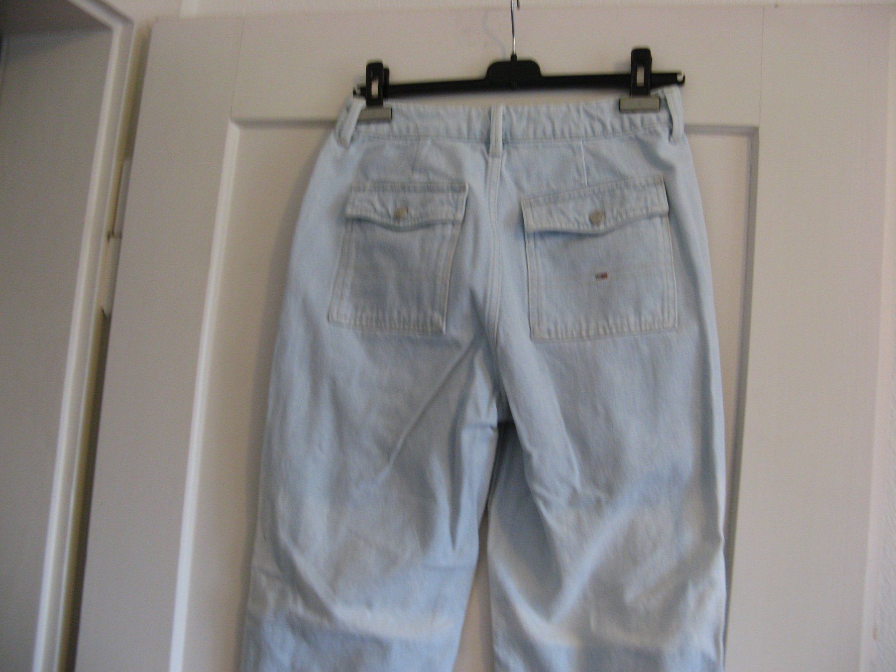 Tommy Hilfiger Jeans: Tommy Hilfiger Jeans W27 L32 – Usato da Zürich venduto da apil 4