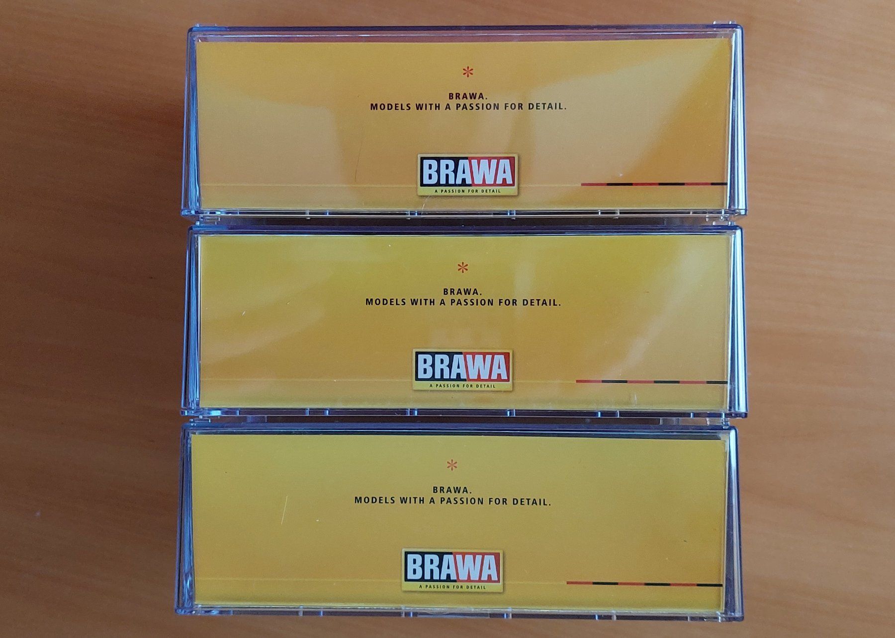 Brawa Modellini di ferrovie: BRAWA Set II - 3 verschiedene Güterwagen – Nuovo e nell'imballaggio originale da Rotkreuz venduto da MOBAHN-1zu87 4
