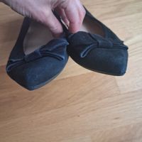 Footlight Black Suede Bow Flats - Pointed Toe Size 40 🎀
