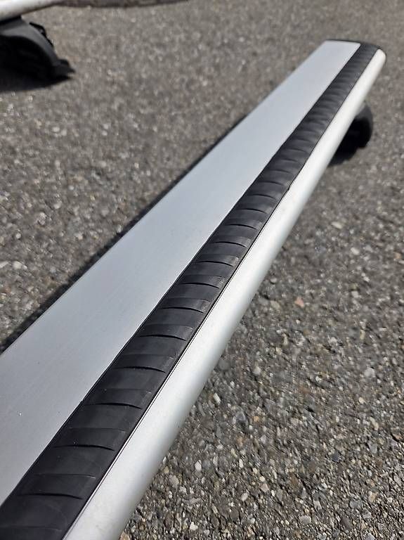 Thule Portapacchi: Thule Wingbar Dachträger inkl. Rapid System 753 – Usato da Ennetbaden venduto da froelix 3