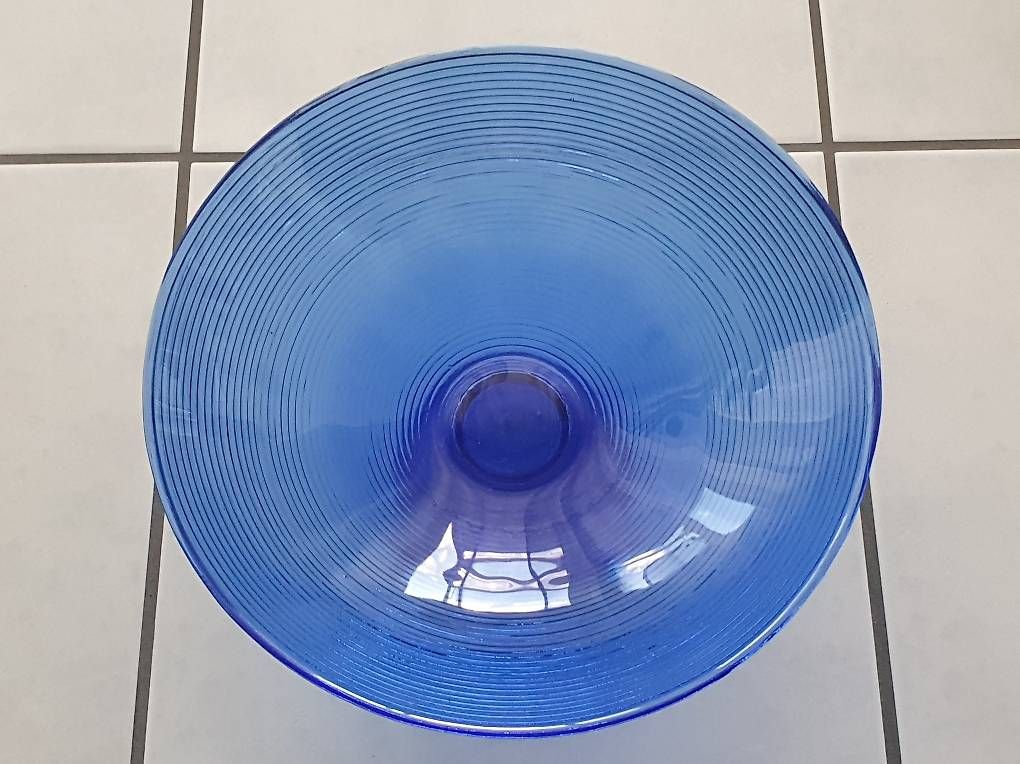 Ciotole: Glasschale blau – Usato da Urtenen-Schönbühl venduto da sandrabern01 1