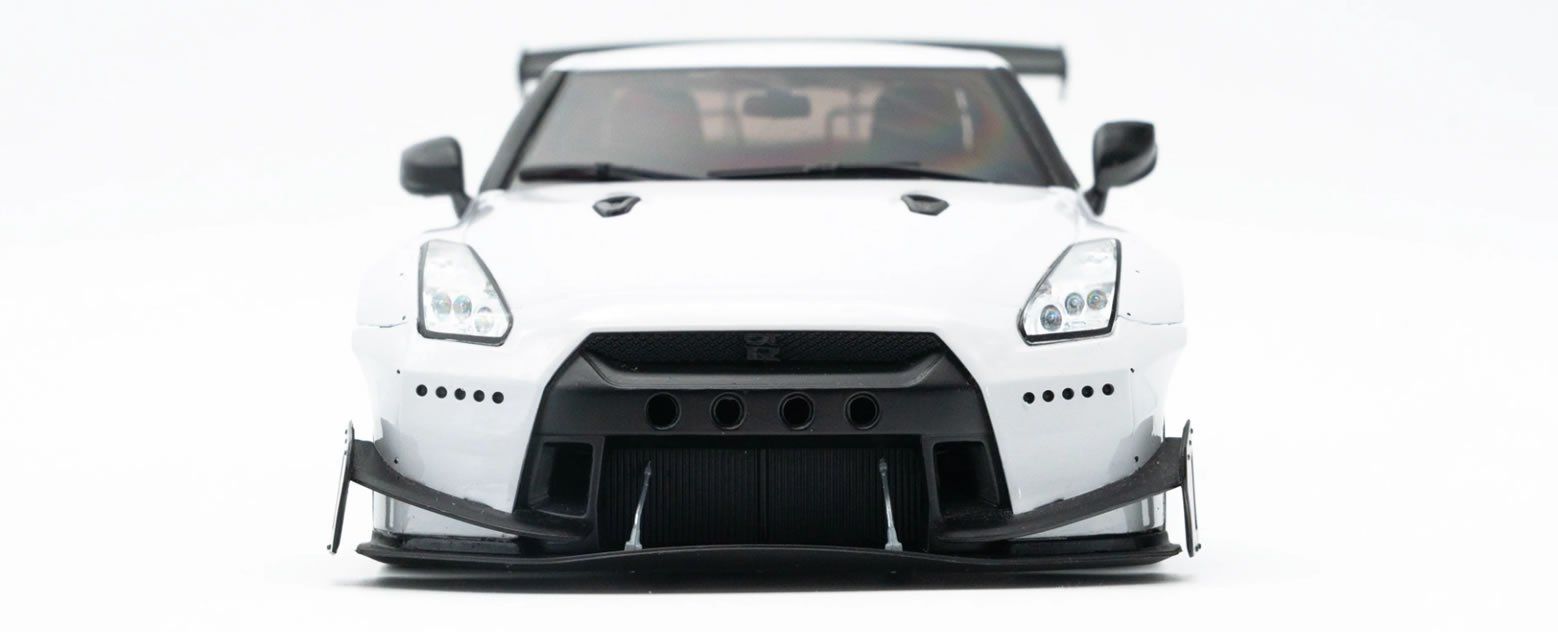 Nissan Modellini d'auto: JP Kraemo 1:18 Modell BOOSTWARS - NEU OVP – Nuovo e nell'imballaggio originale da Schaan venduto da T1LL 4
