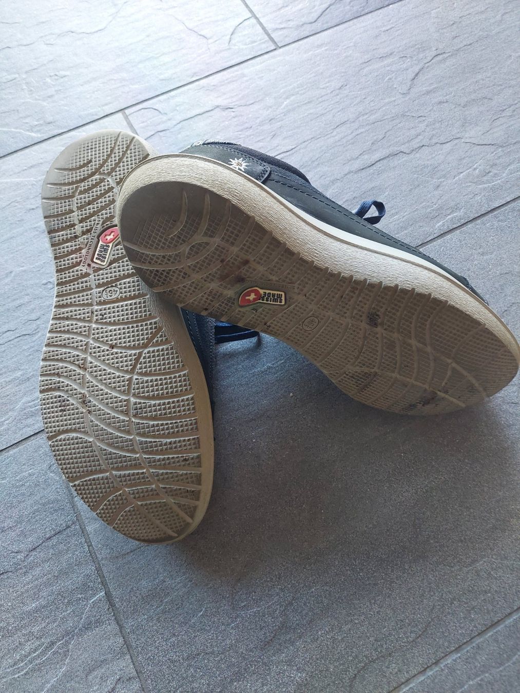 Kybun Scarpe da uomo: Herren Kybunhalbschuh 46 1/3 – Usato da Bönigen venduto da nairin05 2