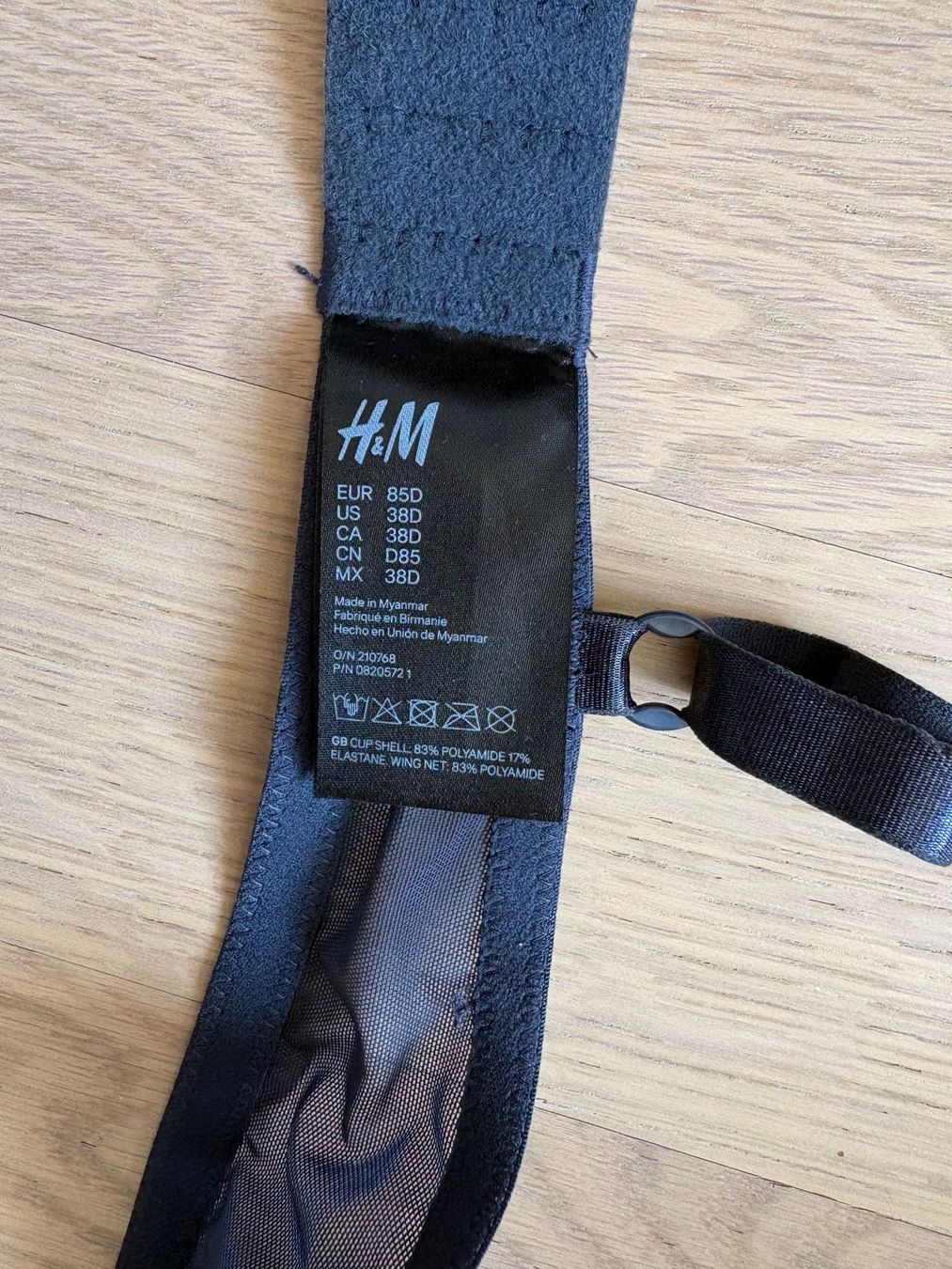 H&M Altra biancheria intima: Neu BH Gr. 85 D – Nuovo (secondo la descrizione) da Gossau SG venduto da Black-Queen 3