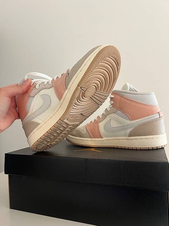 Jordan Scarpe da uomo: Air Jordan 1 Mid Milan – Usato da Sachseln venduto da lis_kf77 3
