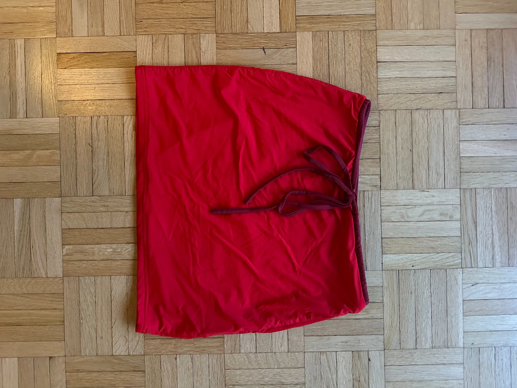 Gonne: Mini jupe rouge Whitefox – Usato da Erlenbach ZH venduto da emm_ljz8 2