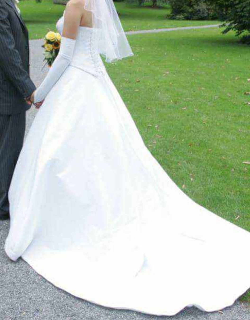 Kleider: Hochzeits- / Brautkleid Gr. 36/38 – Gebraucht aus Oberrüti von Nicki_Like 1
