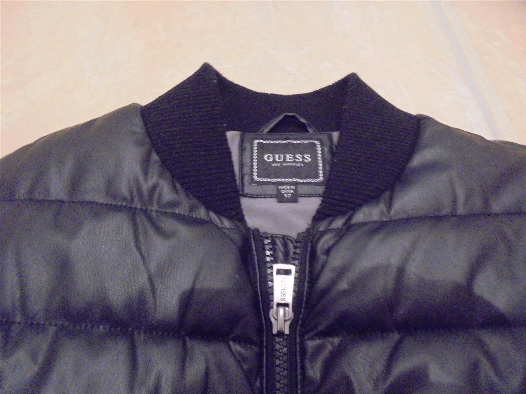 Guess Giacche & Cappotti: Guess coole Winterjacke, 12J 152 – Usato da Klingnau venduto da Markus14 2