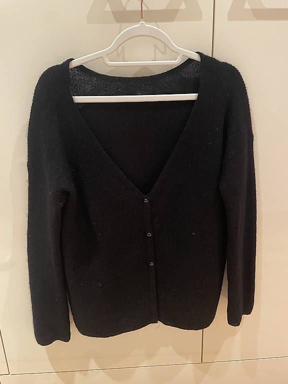 Giacche: Schwarzer Cardigan von Sézane – Usato da Zürich venduto da Ineselisabeth