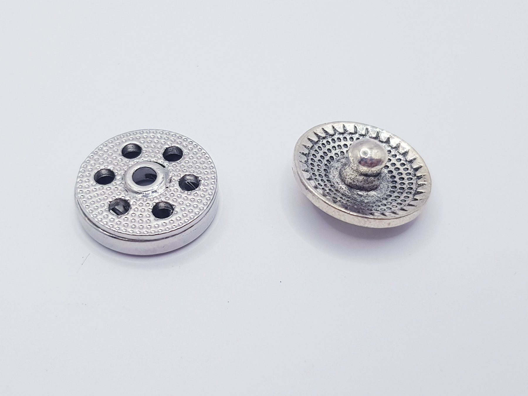 Bottoni: Snap Button Druckknöpfe Herz 10 Stücke – Nuovo e nell'imballaggio originale da Menziken venduto da Zyropa 2