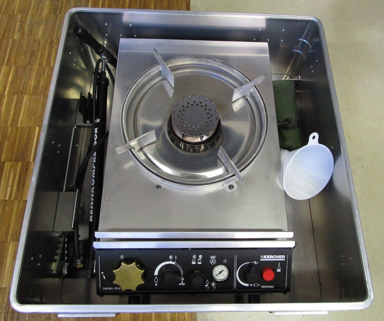 Elettrodomestici da cucina: Kärcher /Futuretech Universalbrenner, für autonomes Kochen – Nuovo (secondo la descrizione) da Bern venduto da Swisschrono