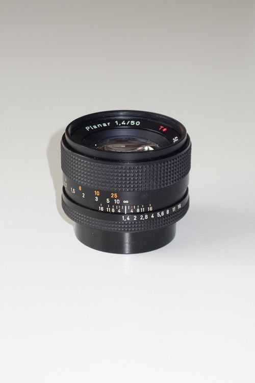 Objectif Carl Zeiss Planar 50mm F/1.7 - Monture Contax/Yashica