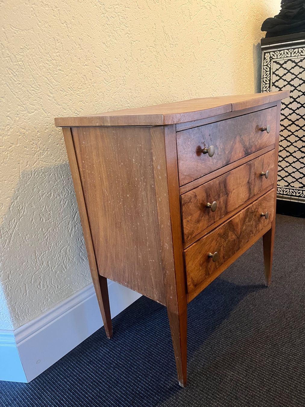 Cassettiere: Kleine Biedermeier Kommode – Usato da Burgdorf venduto da A006972 3