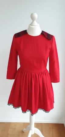 Designerkleid Gr. 34 / rot edel mit schwarzer Spitze Wolle