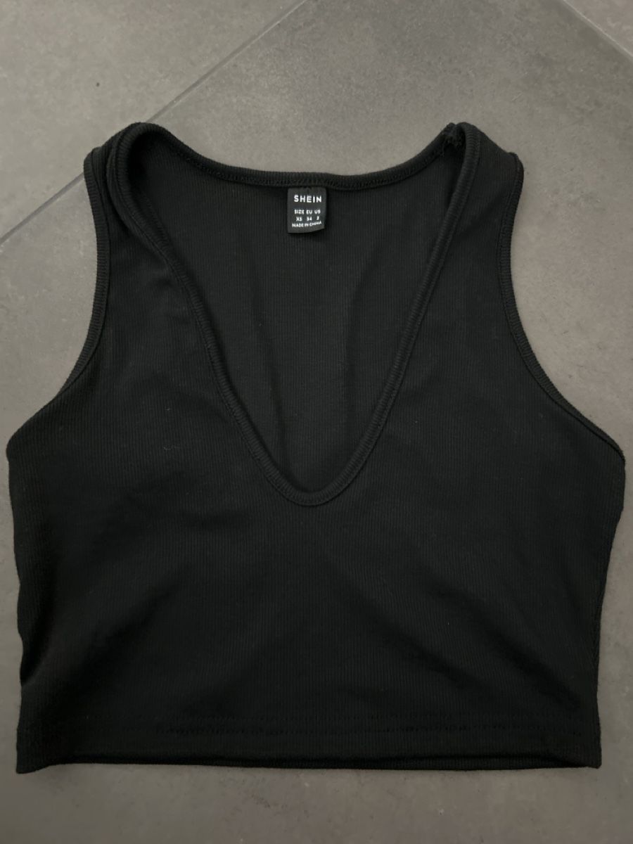 Shein Tops: Shein top taille XS – Gebraucht aus Delémont von Ma_LoU.01