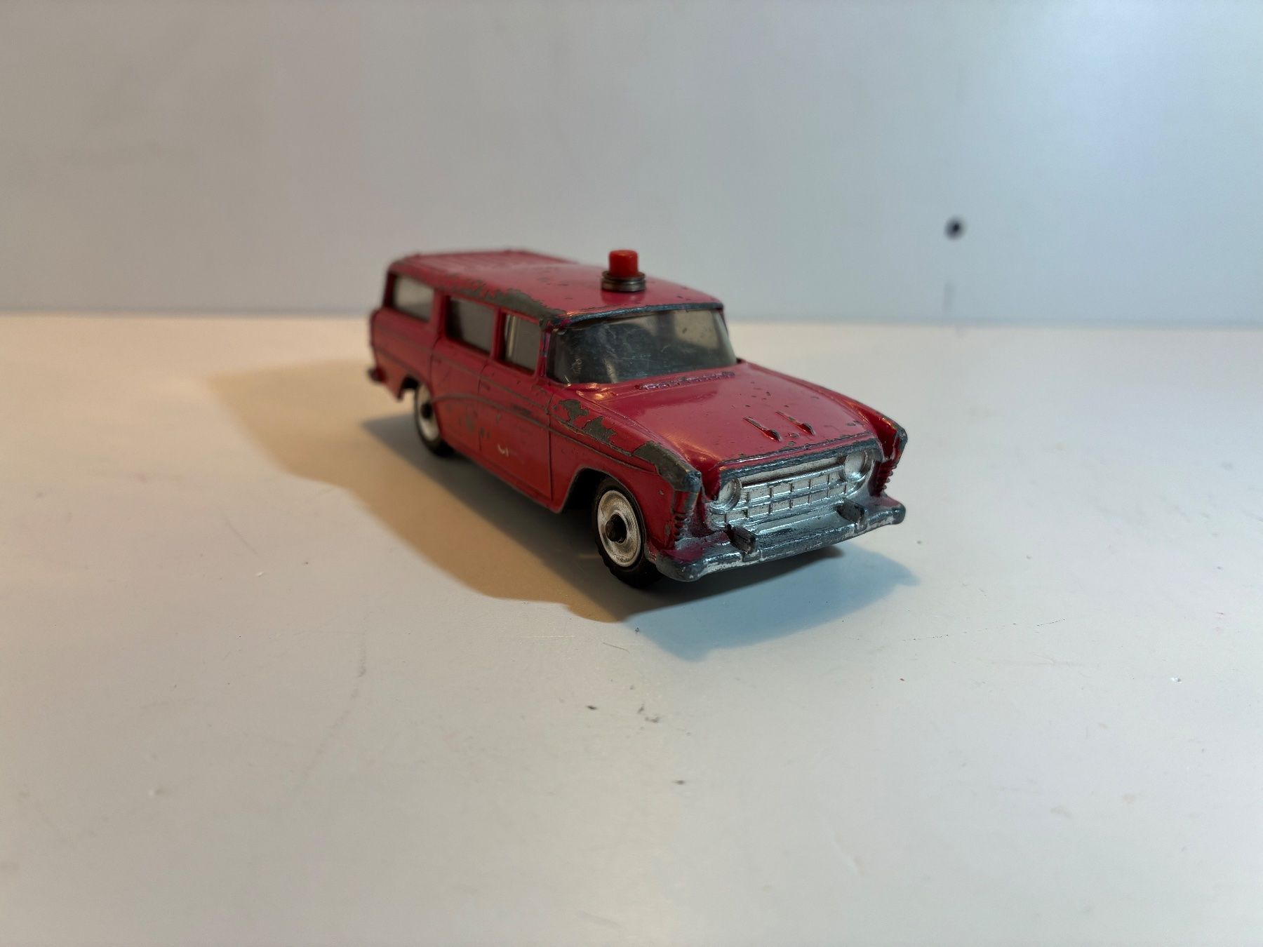 Dinky Toys Modellini d'auto: Dinky Nash – Usato da Gümmenen venduto da Supererland 5