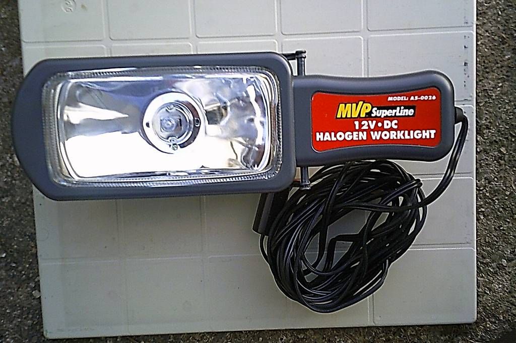 Lampade: Lampe halogène 12 V – Nuovo e nell'imballaggio originale da Le Locle venduto da agl_2y67