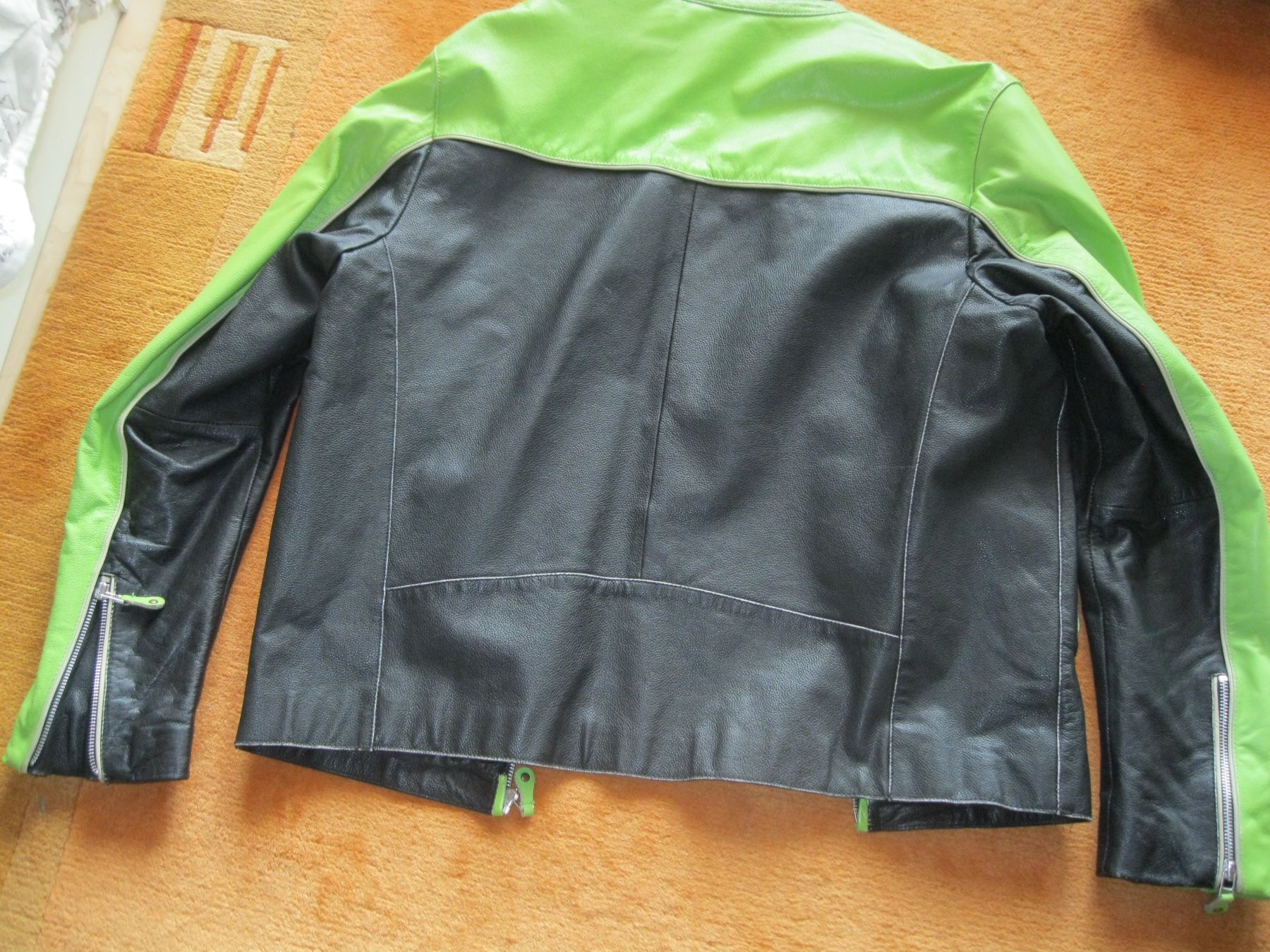 Giacche: Jacke – Usato da Roggwil BE venduto da Figther1 4