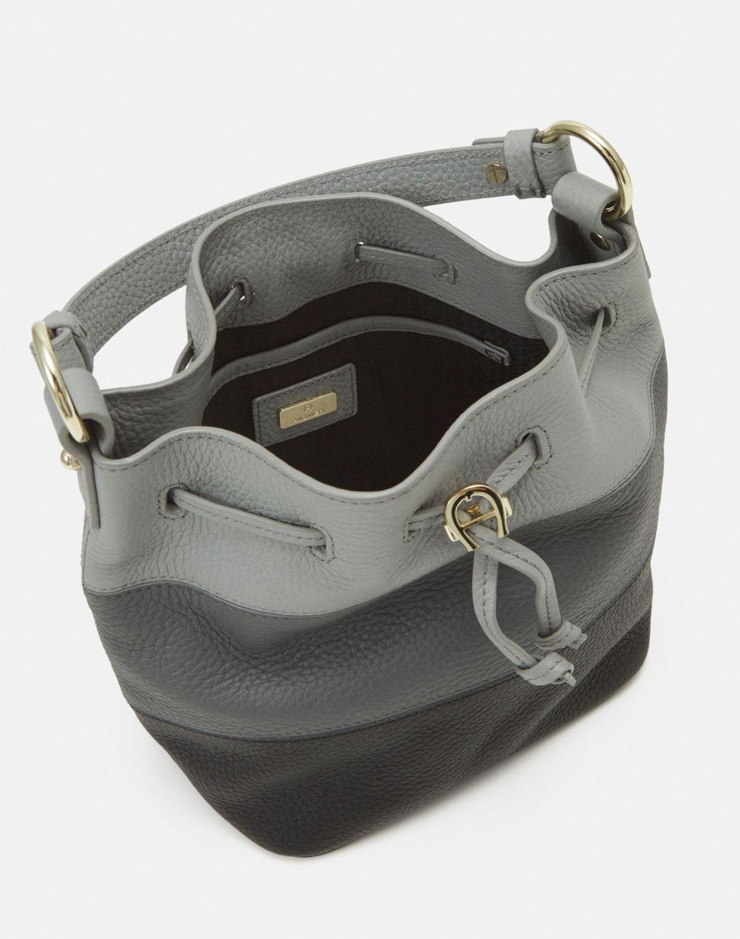 Aigner Taschen für Damen: AIGNER Tara Umhängetasche – Neu und originalverpackt aus Oberaach von Dandy2021 2