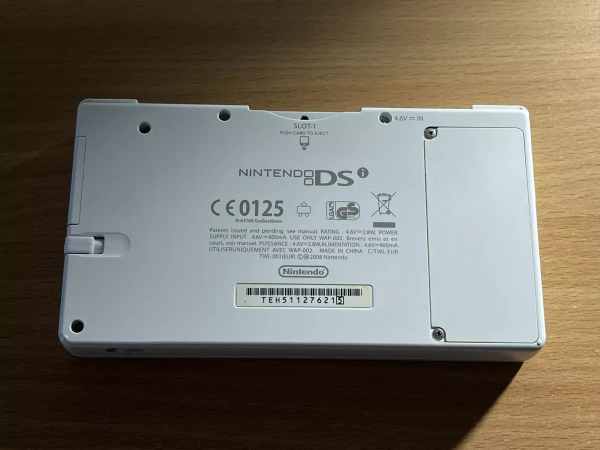 Nintendo Console: Nintendo DSi mit Pokémon Games – Usato da Dielsdorf venduto da RetroMeister 5