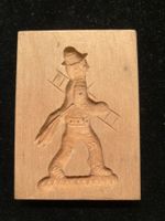 Kleines Holz - Model mit Kaminkehrer
