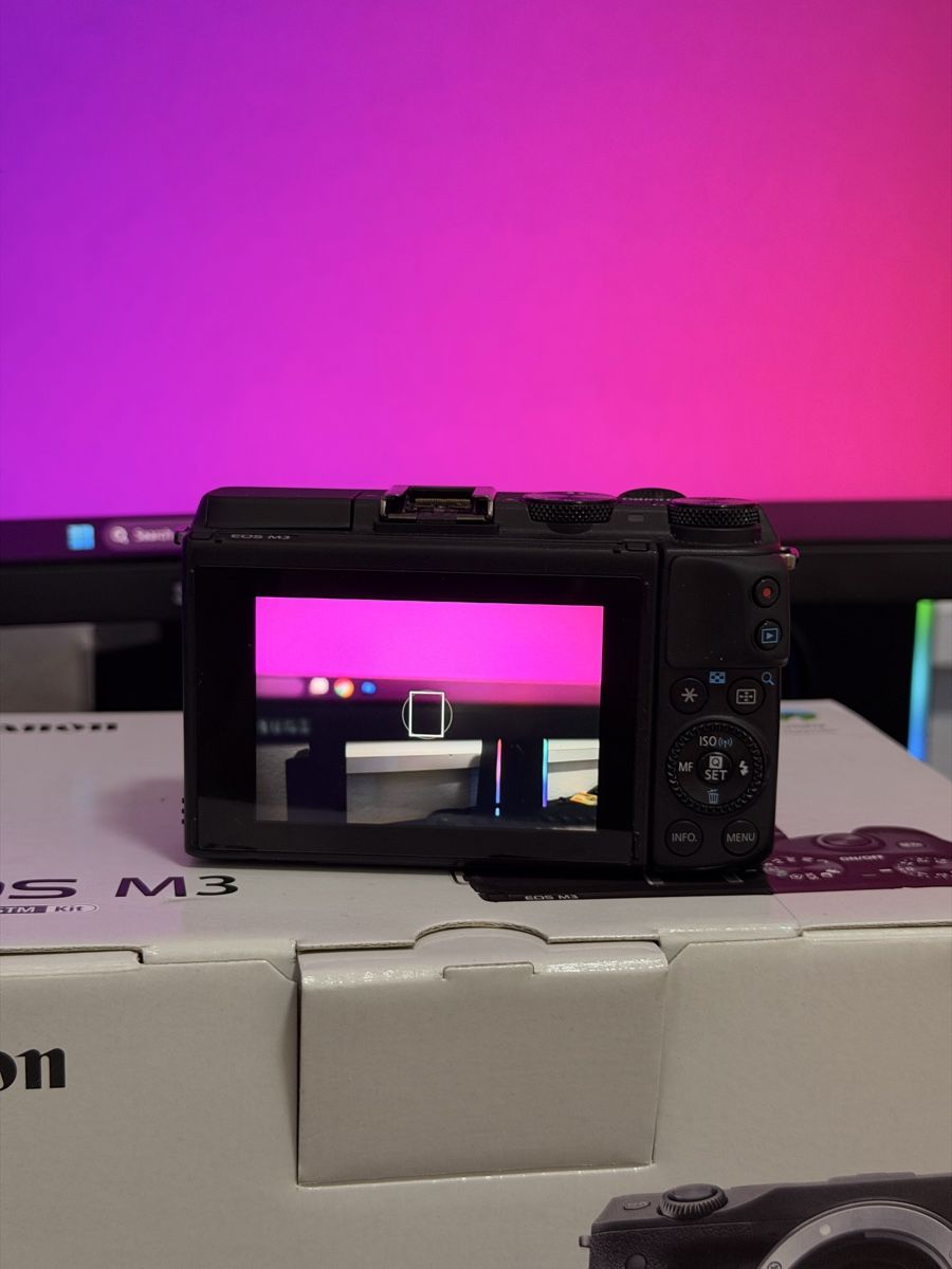 Canon Kamera: Canon M3/15-45/Adapter EF-M – Gebraucht aus Unterentfelden von Cxcxxxx 2
