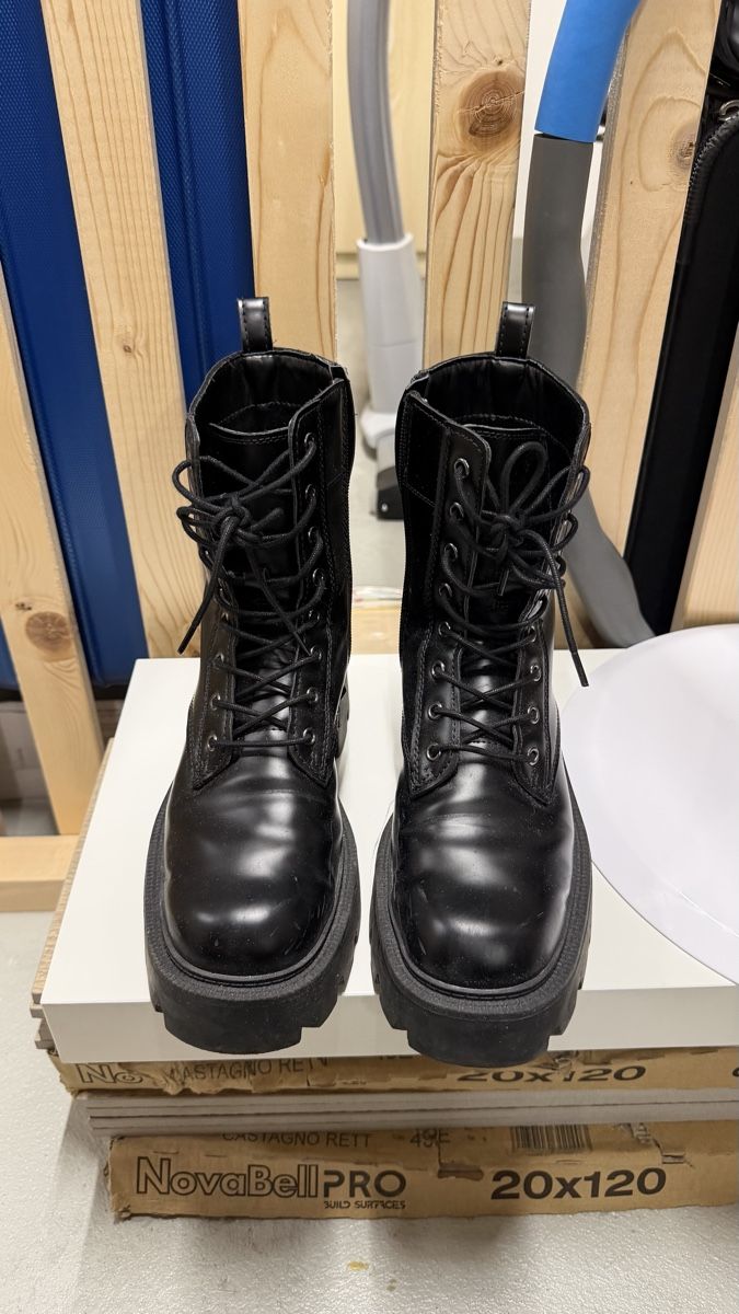 Mango Chaussures femmes: Winterstiefel Mango – Neuf (Voir description) à Möriken AG par esr_q95s