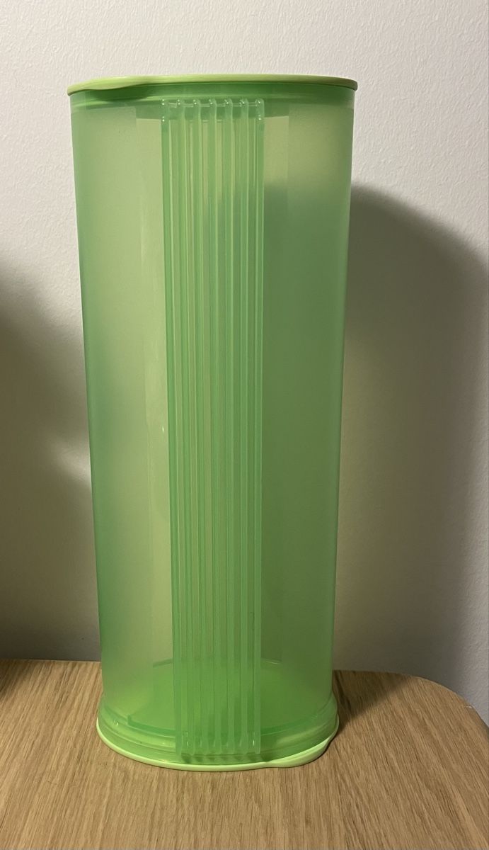 Tupperware Contenitori & Simili: Tupperware Spaghetti Dose grün – Usato da Arboldswil venduto da Sonnenelfe 1