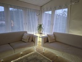 Hochwertiges Sofa-Set – 2 Sofas | Neupreis CHF 3’900.– |
