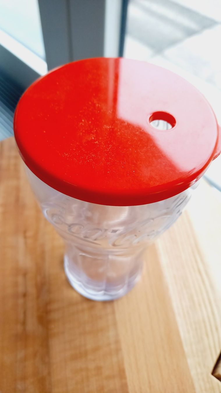 Contenitori & Simili: Trinkbecher Coca Cola – Usato da Brünisried venduto da san_74_bu 1