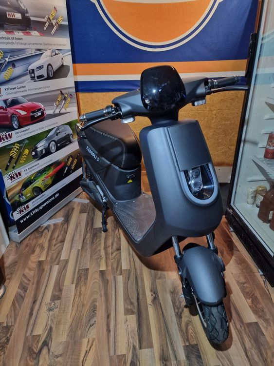 auf | Neu Roller Scooter E2000Li E Luxxon E S Ricardo Kaufen