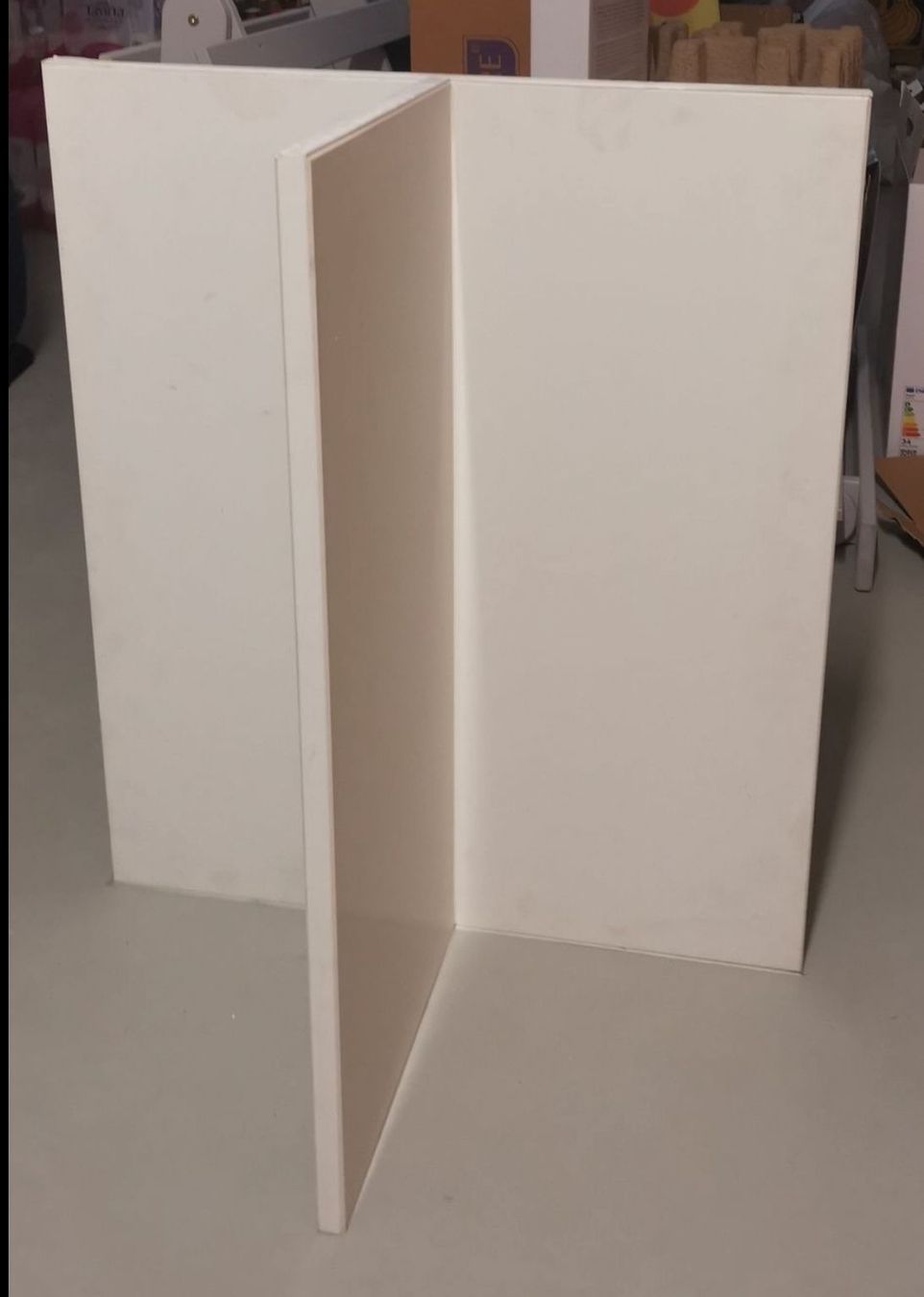Tische: Kunststein Platte Tisch Weiss , sehr schön – Gebraucht aus Wohlen AG von niki31 1