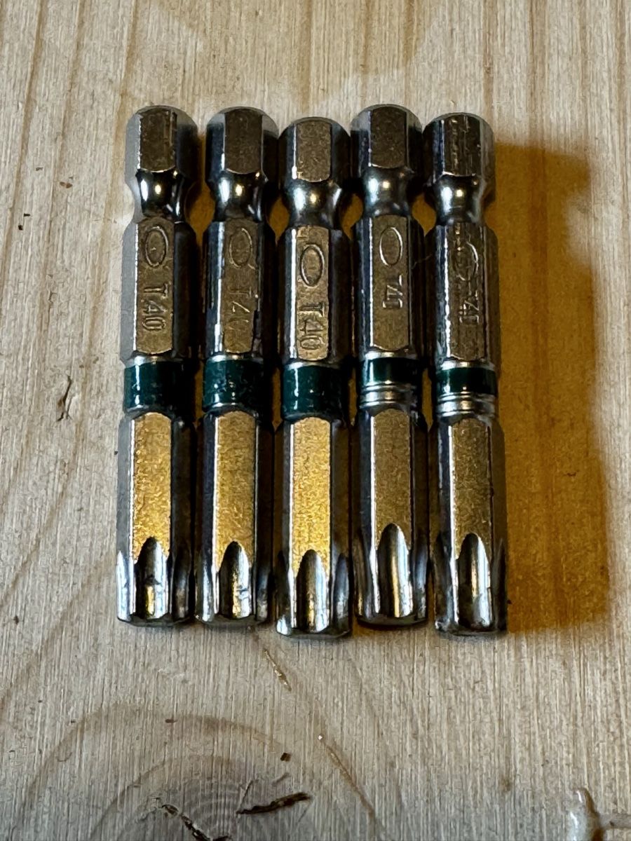 Facom Tutti gli attrezzi: 5 Stk. Torx Bits T40 - Facom Gebraucht Top Zustand  – Usato da Brunnen venduto da Holz-style 1
