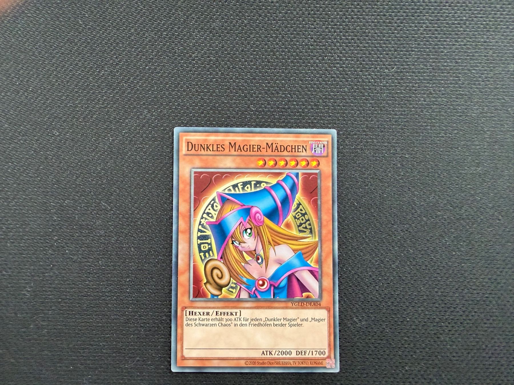Yugioh Carte collezionabili: Dunkles Magier-Mädchen - YGLD-DEA04 – Usato da Zürich venduto da mountainwizard00