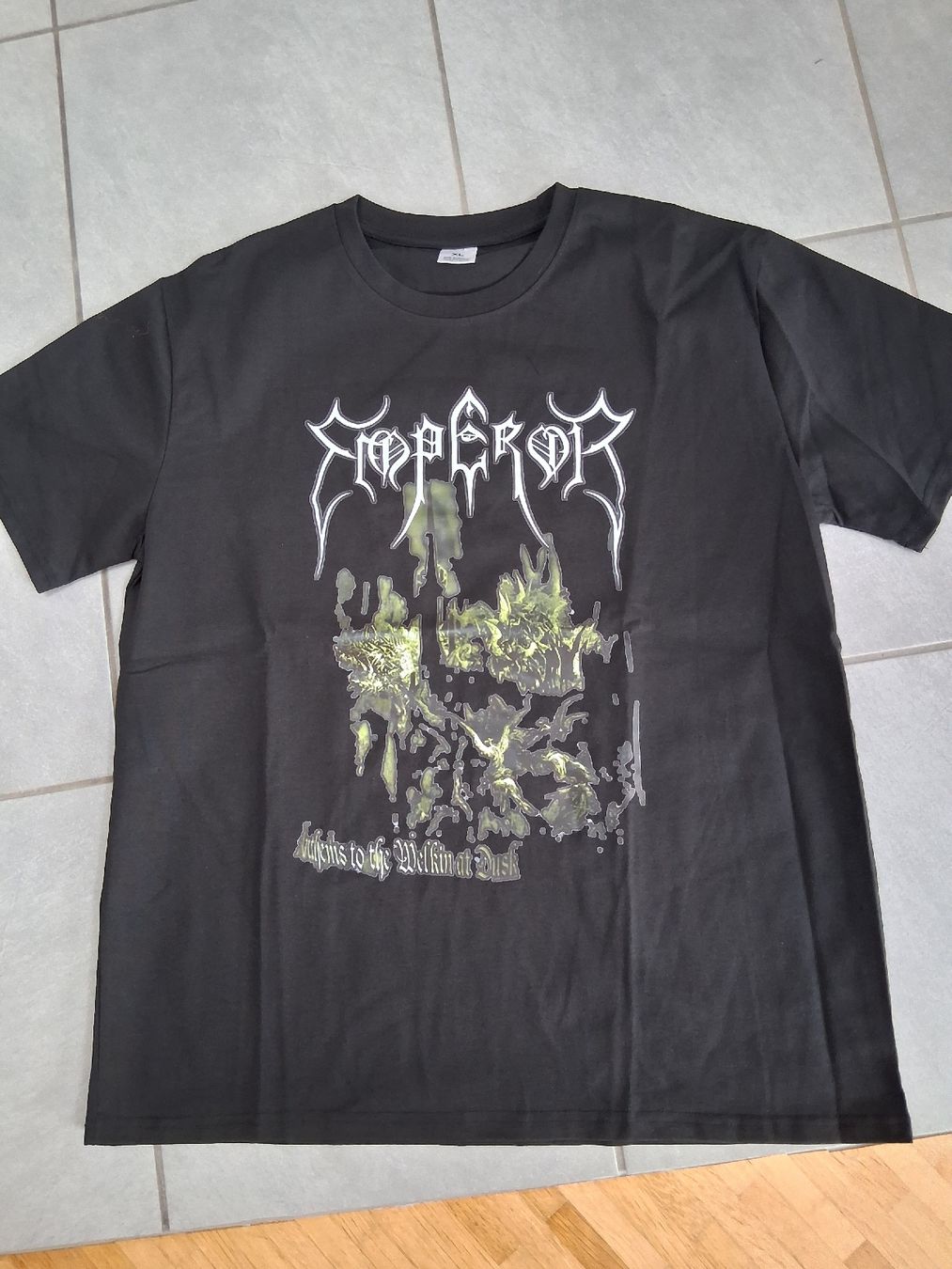 T-shirt: ts emperor- anthems...(metal) – Nuovo (secondo la descrizione) da St-Cergue venduto da VeganWarrior
