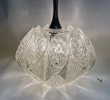 Hängelampe 70er mit Kunststoff Elementen und Pressglass
