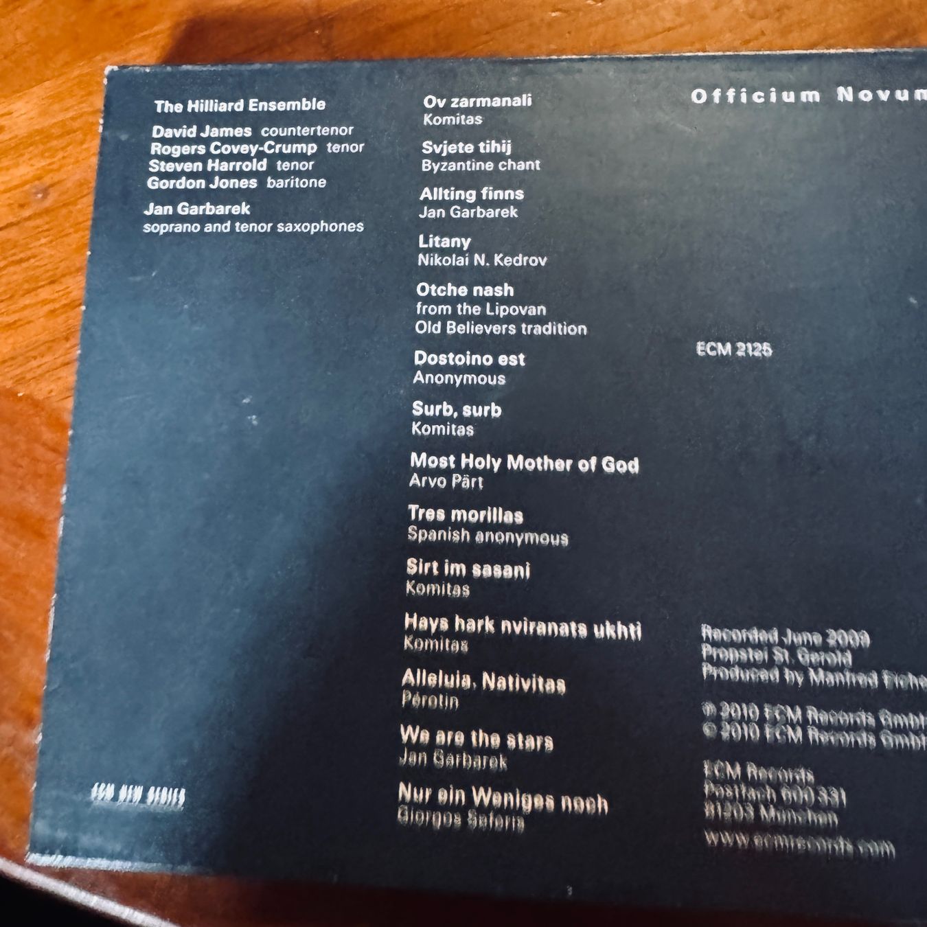 CD: Jan Garbarek Hilliard Ensemble Officium Novum CD – Usato da Merligen venduto da barratt 1
