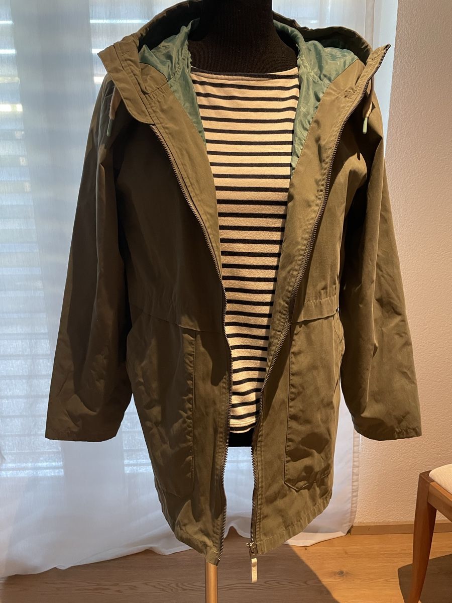 Vestes: Windjacke, Regenjacke Gr. M – D'occasion à Bischofszell par krass13