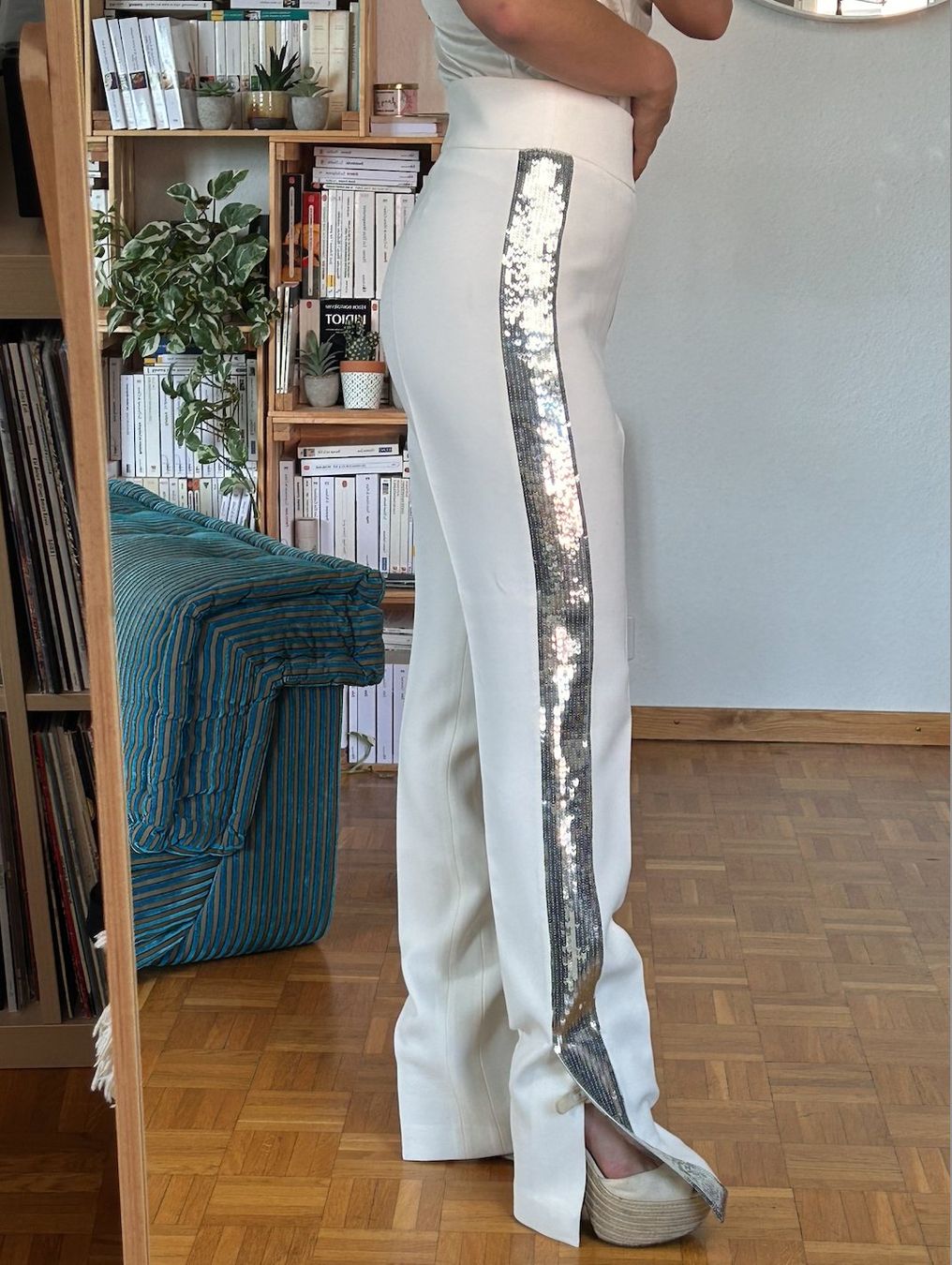Hosen: Pantalon DAVID KOMA blanc bande sequins argentés – Gebraucht aus Geneve von Salomevergne 1