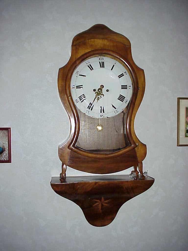 Orologi da terra & Orologi da parete: Wunderschöne Wanduhr mit Podest – Usato da Romanshorn venduto da luxcollect