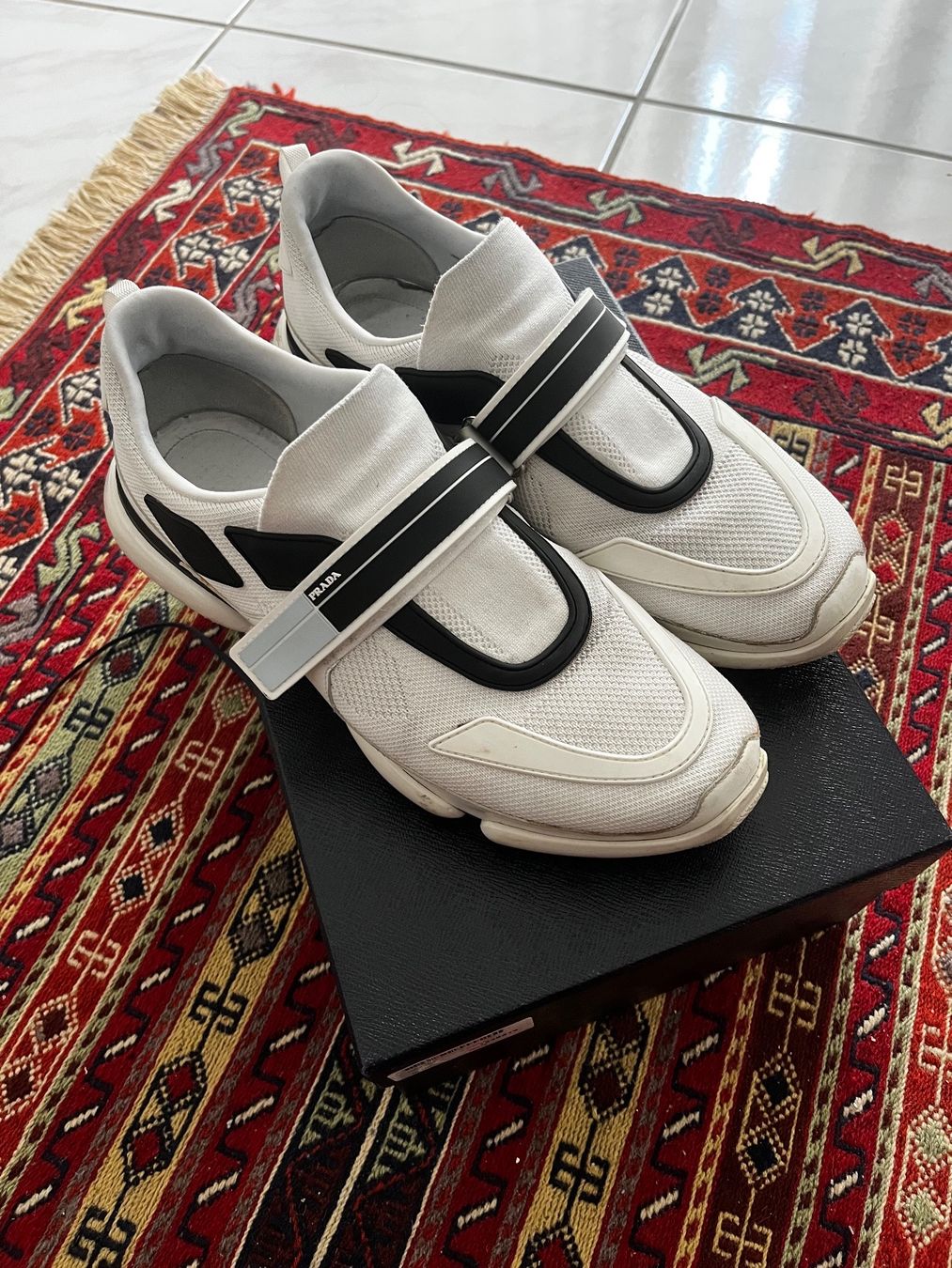 Prada Chaussures hommes: Prada Cloudbust Sneakers Gr. 45 – D'occasion à Zürich par zoh_26cj