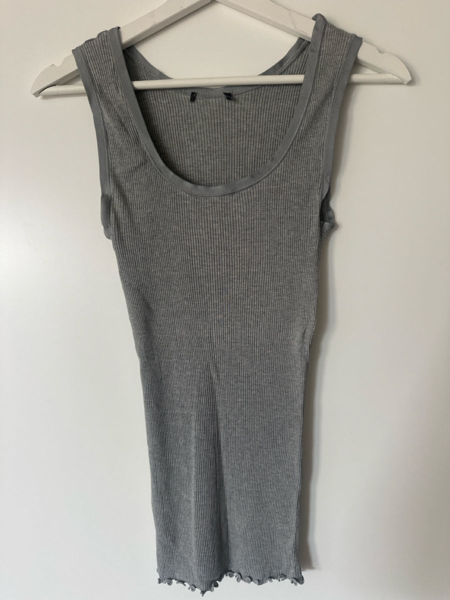 Tops: Top mit Seidenrand – D'occasion à Zürich par sommer121