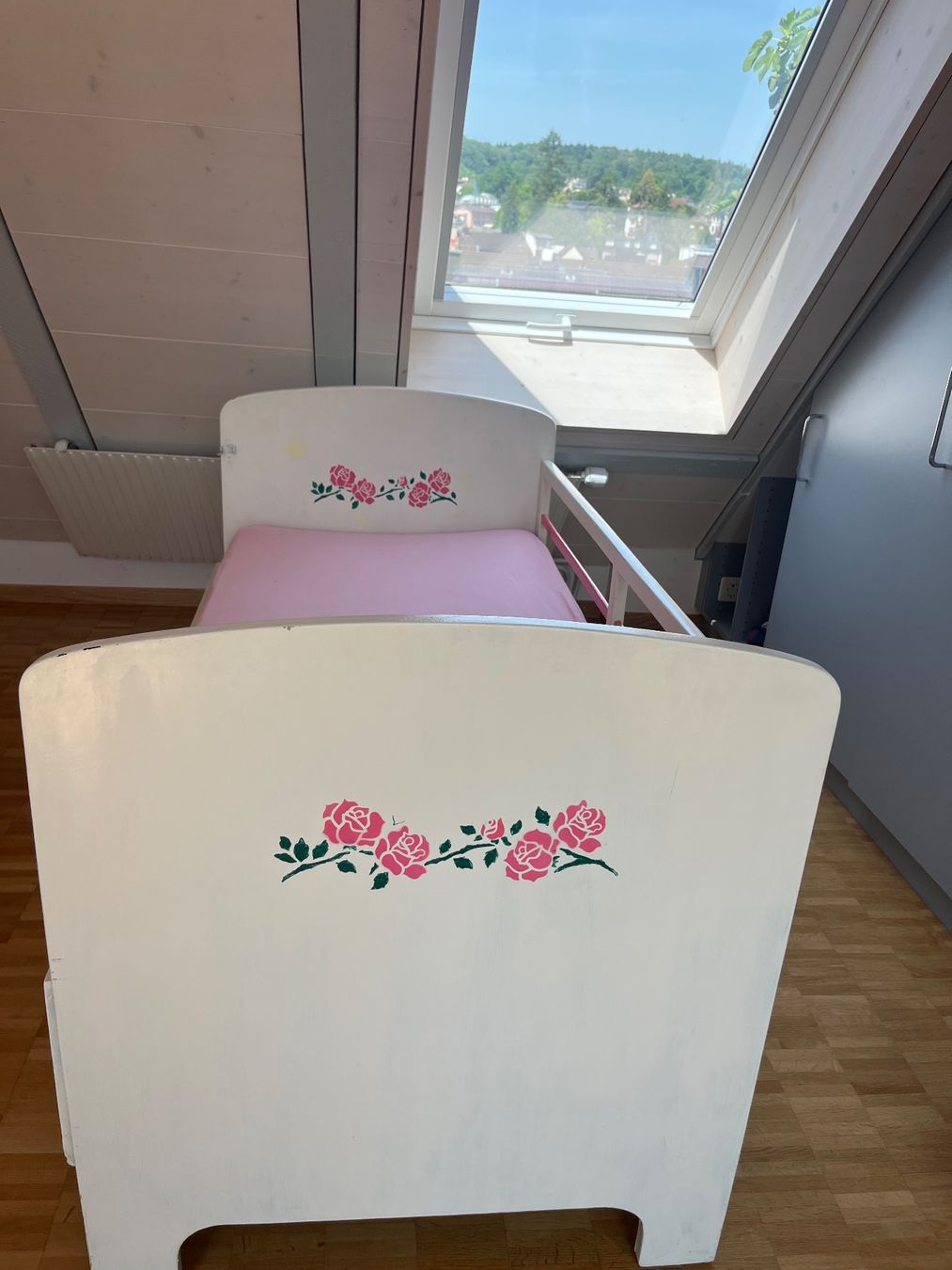 Betten: Baby-/Kinderbett aus Holz – Gebraucht aus Luzern von sel_jzk8 5