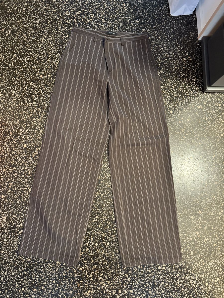 Massimo Dutti Hosen: Massimo dutti brown wide pants size 36-38 – Gebraucht aus Zürich von gva_r9gs
