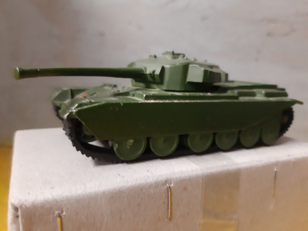 Tank Centurion, Dinky 1